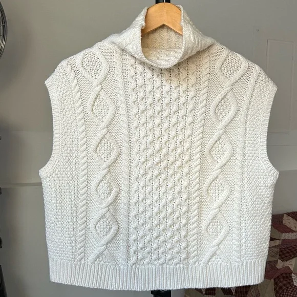 Polo Ralph Lauren Cable Knit Turtleneck Cream Sleeveless Sweater Women’s XS - Picture 2 of 7